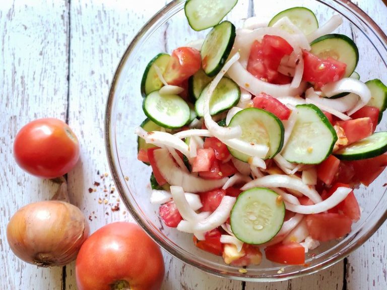 Easy 3 Ingredient Salad – Fire and Ice Tomato Salad Recipe