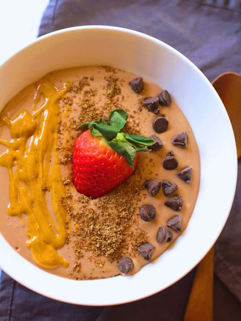 smoothie bowl with peanut butter and chocolate chips