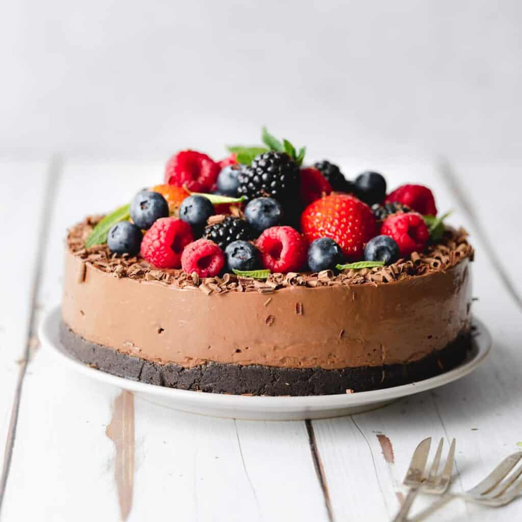 vegan cake with fresh berries