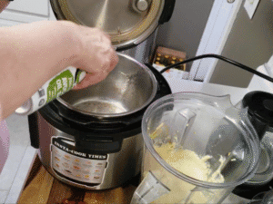 greasing an instant pot